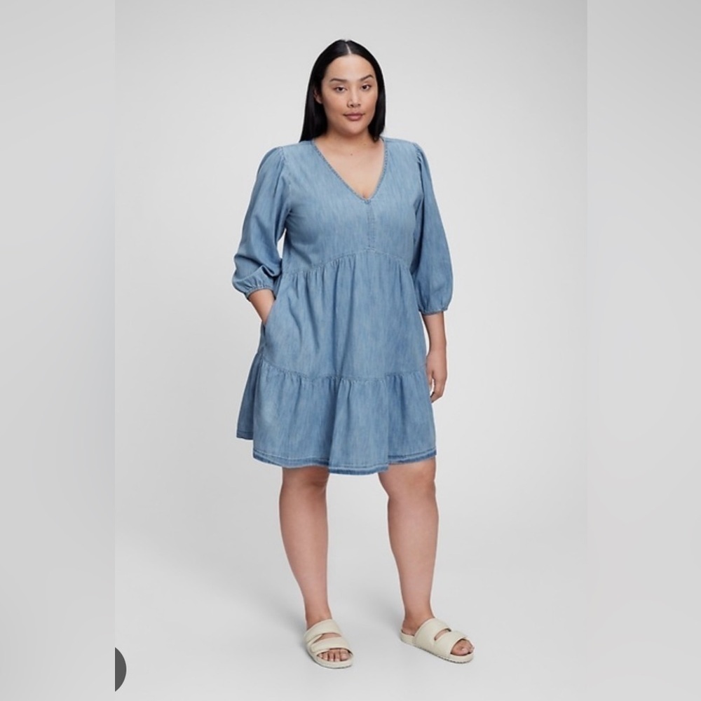 GAP  100% Organic Cotton Denim Tiered Dress with Washwell size Small Tall